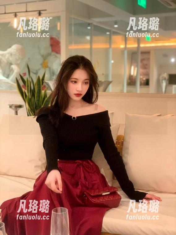 物恋传媒-嘉木 物恋传媒 - 嘉木黑色写真作品集最新更新,全新视角下的美丽探索