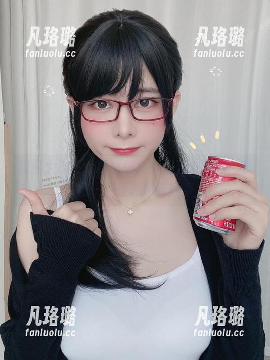 眼酱大魔王w黑丝兔女郎无圣光写真，原图一一呈现精致风采