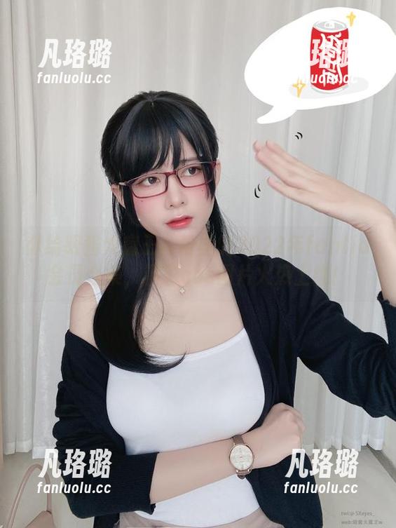 献给眼酱大魔王w粉丝的2022年fantia会员合集，精彩cos图片火热上线！