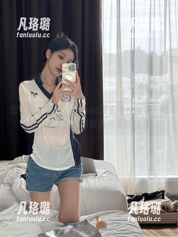 微密圈 - 禅雨儿Lynne泳衣写真精选，捕捉阳光下的美丽瞬间与无限魅力