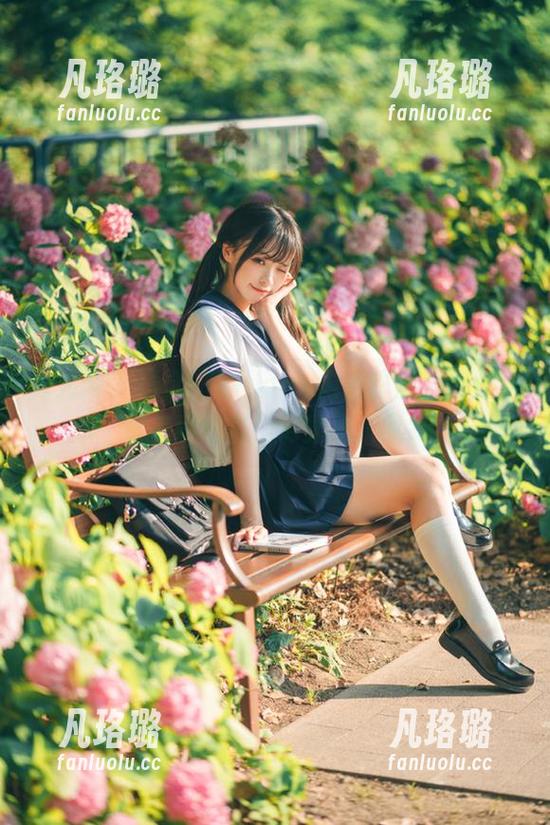 秀人网-Kikibaby 秀人网 - 精选Kikibaby内衣作品,免费下载美丽写真,尽显迷人风采