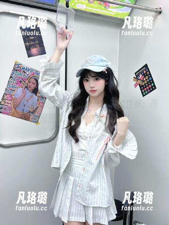 秀人网 - 走进“Sibyl黑色”的世界：原图图册记录她的每一瞬间