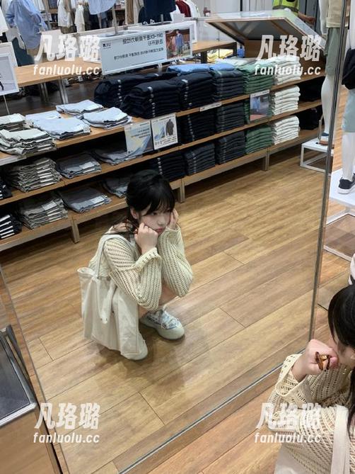 秀人网 - 最新图库推荐：沉浸在俞漫纯白作品的宁静与美丽之中