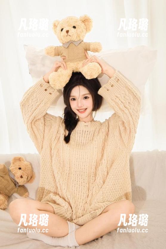 秀人网 - 夏诗诗Sally御姐私拍写真，捕捉最动人的瞬间，不容错过