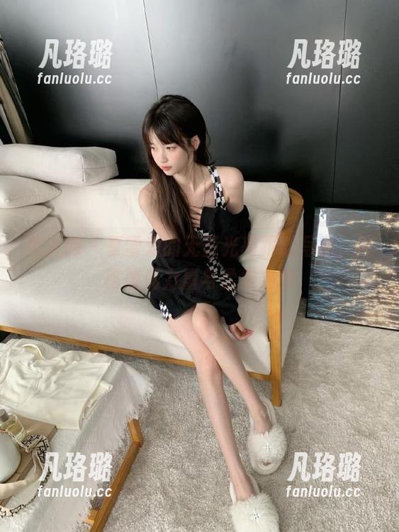 秀人网 - 夏雪爱的无圣光高跟鞋写真，风格兼具力量与柔美合集