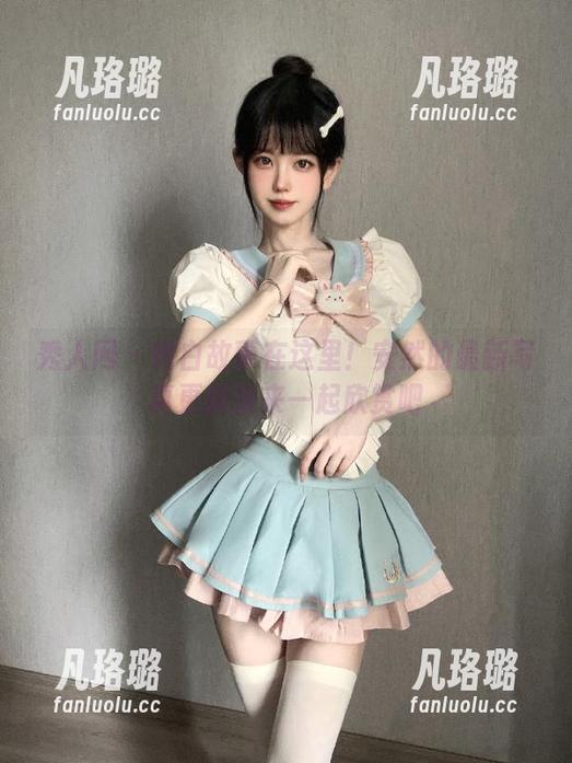 秀人网 - 纯白故事在这里！安然的最新写真更新快来一起欣赏吧