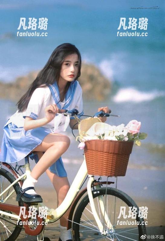 秀人网-安然anran 秀人网 - 倾心安然anran吊带写真,最新美图为你定制清新夏日气息!