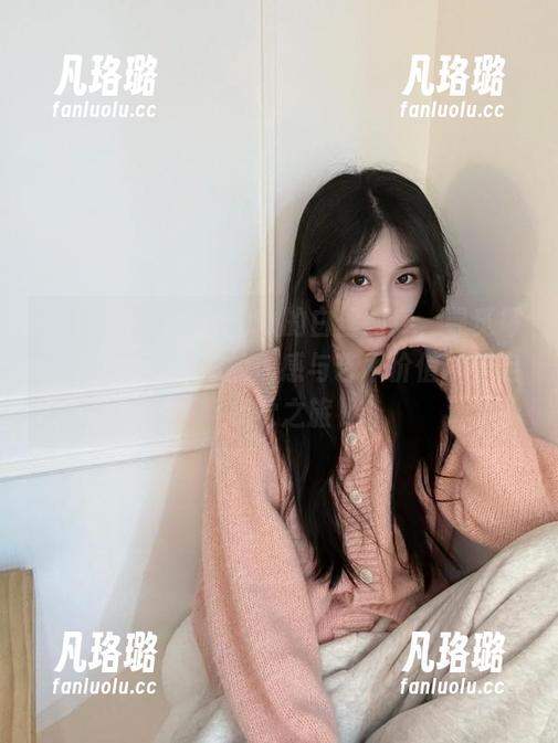 秀人网 - 圆梦于幼幼的白丝图库，寻觅每一幅作品所传递的情感与艺术价值，开启视觉之旅