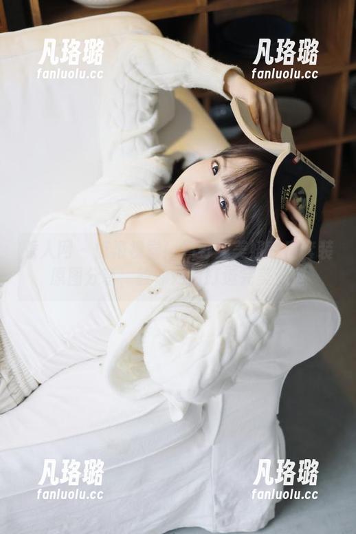 秀人网 - 惊艳视觉！月野兔美妞私房套装原图分享，教你如何打造完美造型