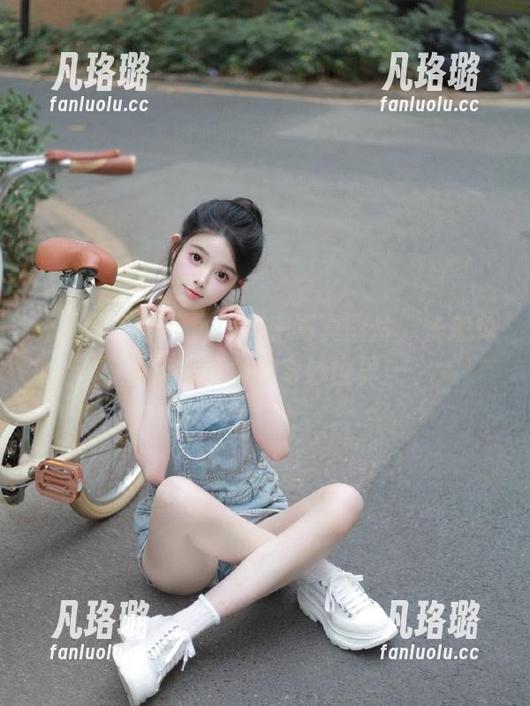 秀人网 - 李可可的秘密写真图片，快来免费欣赏可爱的奇妙世界！