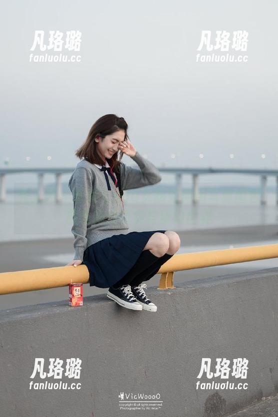 秀人网-美七mia 秀人网 - 看美七mia女孩如何用写真图包展现她的真实与梦幻世界