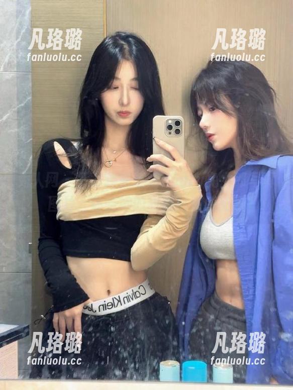 秀人网 - 下载独家芝芝Booty兔女郎写真图片，体验她的甜美与性感交织