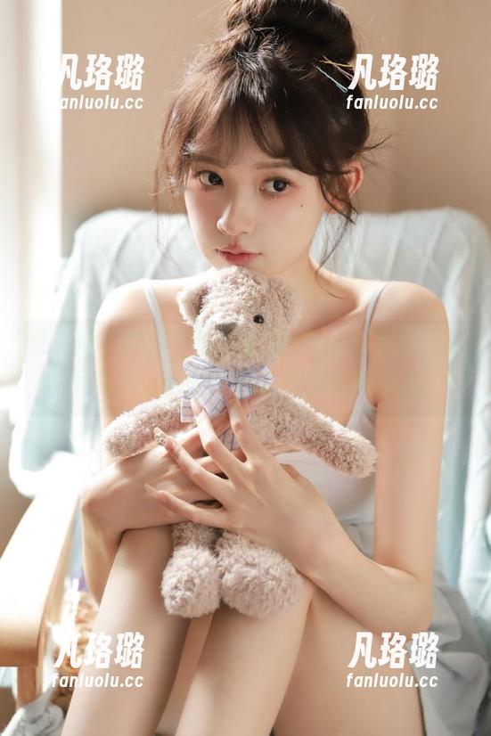 秀人网 - 免费下载陈梵妮Fanny姐姐的精彩写真，让你的生活也变得搞笑起来！
