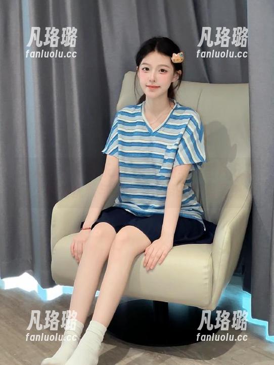 秀人网 - 陶喜乐_lele御姐写真图片分享：她的优雅与自信为你带来无限灵感