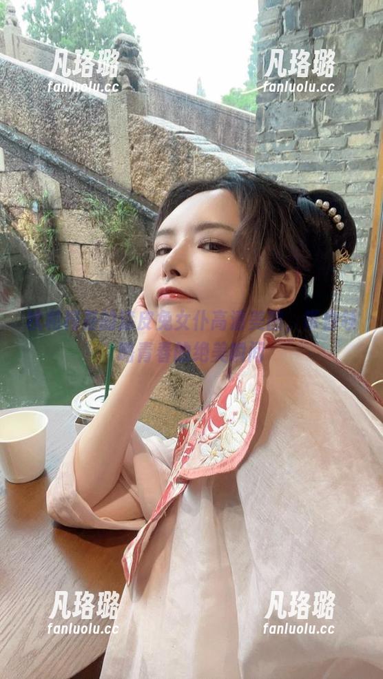 秋和柯基 秋和柯基的漆皮兔女仆高清美图,带你领略青春的绝美瞬间