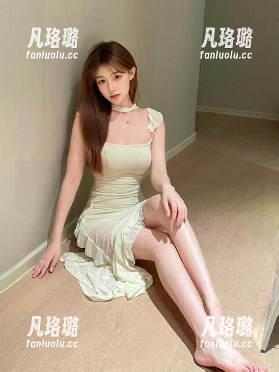 紫色哒豚豚 微密圈 - 颜值与才华并存:紫色哒豚豚微信朋友圈视频福利图片大赏