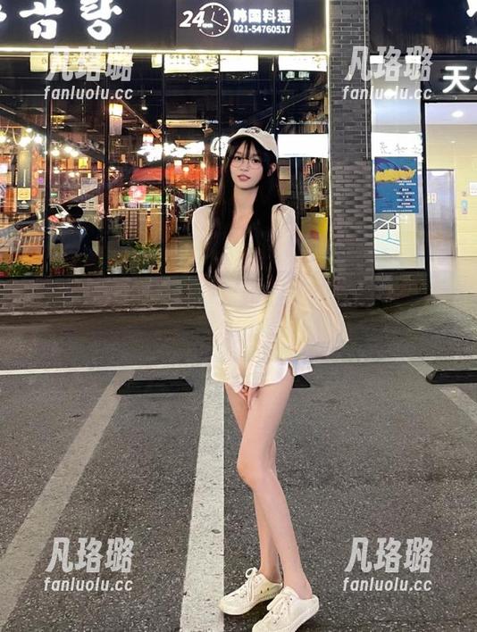 绮梦摄影 - 月月的日常图包，带你感受不一样的生活风格与魅力