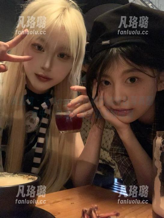 美媛馆 - 在Angela小热巴的纯白写真图包中，感受纯净与温柔的碰撞