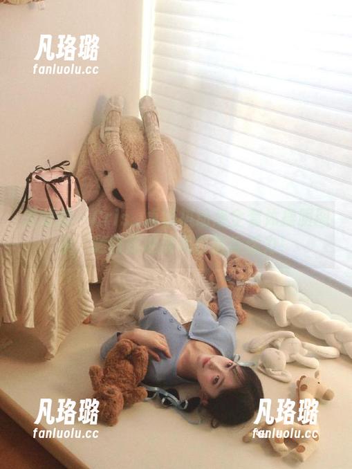 美媛馆-Cris_卓娅祺 美媛馆 - Cris_卓娅祺动感全套体操服图集,随时随地展现自信与活力!