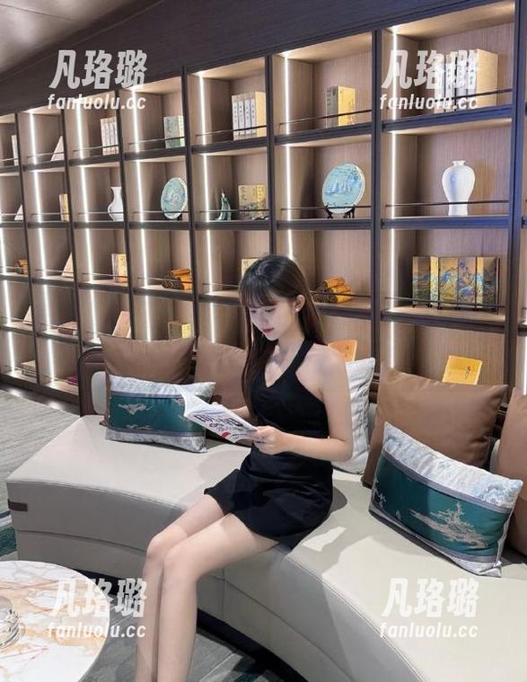 美媛馆 - 王馨瑶yanni黑丝图册大揭秘：高清原图诉说她的独特魅力与风格