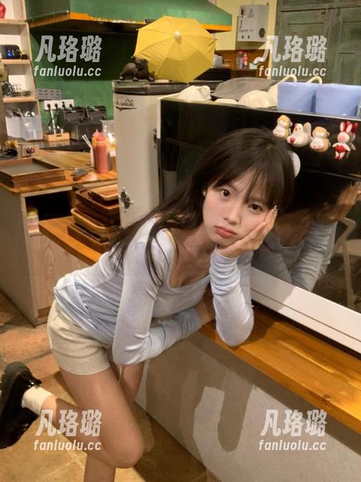 舞蹈生日记 - 桃子比基尼美图套图，记录每一个无忧无虑的夏日时光！