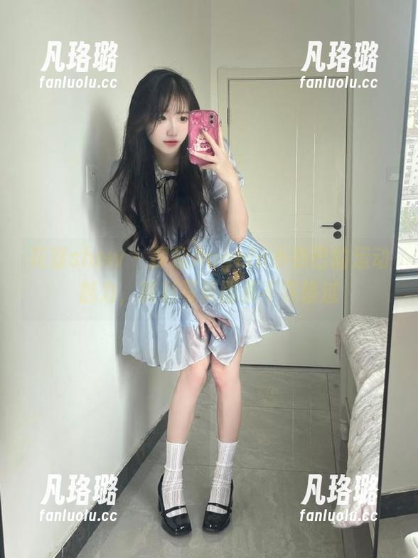 花漾show-Angela小热巴 花漾show - 探索Angela小热巴的运动魅力,精彩写真图集不容错过