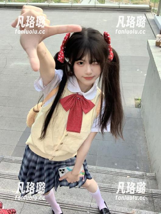 花漾show-柴婉艺 花漾show - 在阳光和微风中,柴婉艺的高清户外写真作品带给你无尽的视觉享受!