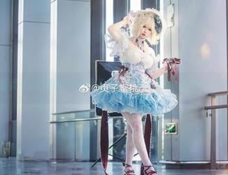 观看贞子蜜桃最新肉丝写真，感受时光流转的柔美与热情！