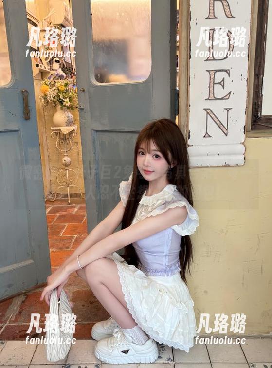 微密圈 - 轩子巨2兔可爱写真合集：每一张都让人忍不住想收藏的图包！