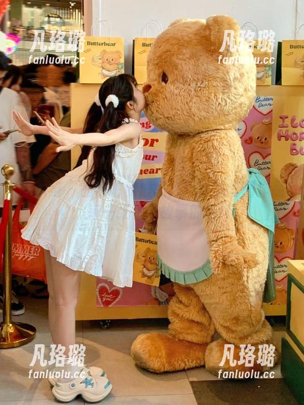 轰趴猫-陈雅漫 轰趴猫 - 品味陈雅漫和服风格的套图作品:每一张都是故事的延续