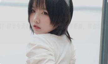 不容错过！阿半今天很开心最新学姐作品集更新，带你领略不一样的美