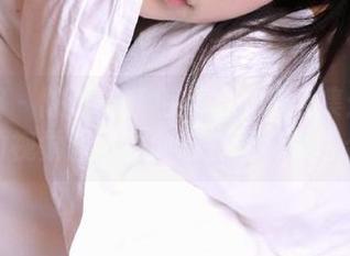 微密圈 – 陈佩奇红色兔子写真合集：梦幻般的视觉盛宴和创意套图完美融合！