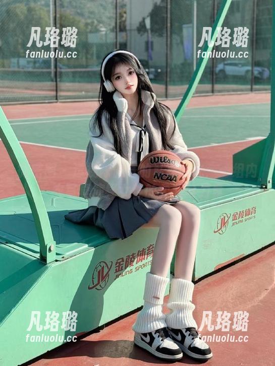 陈佩奇 微密圈 - 透视陈佩奇的私享时光:一组内衣写真演绎女性的柔和与力量