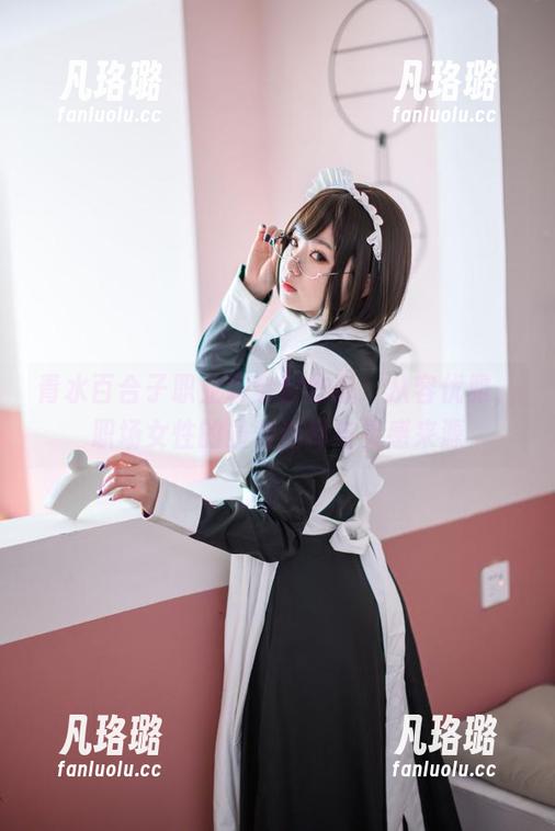 青水百合子职业装全套作品：从容优雅，职场女性的最佳选择与灵感来源
