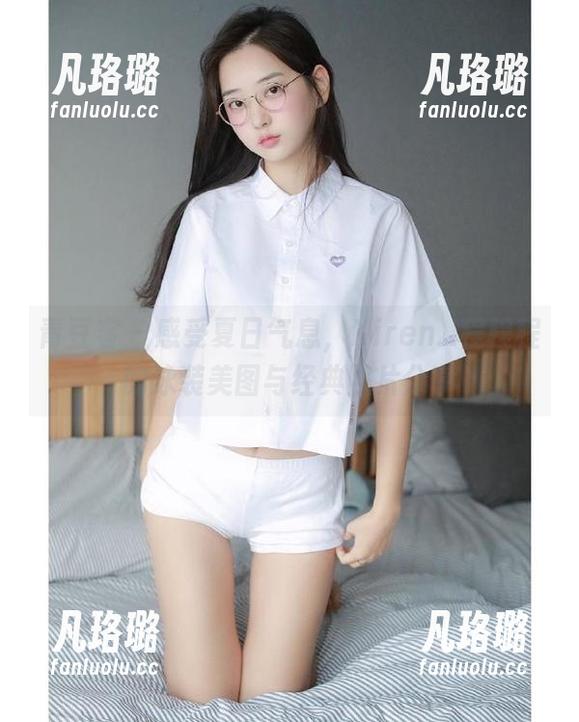 青豆客-Kiren_程程程 青豆客 - 感受夏日气息,Kiren_程程程的泳装美图与经典照片分享