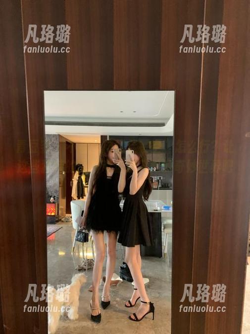 青豆客 - 不看“施忆佳镂空”怎么行？让这些独特的图片带你进入她的奇妙世界吧！