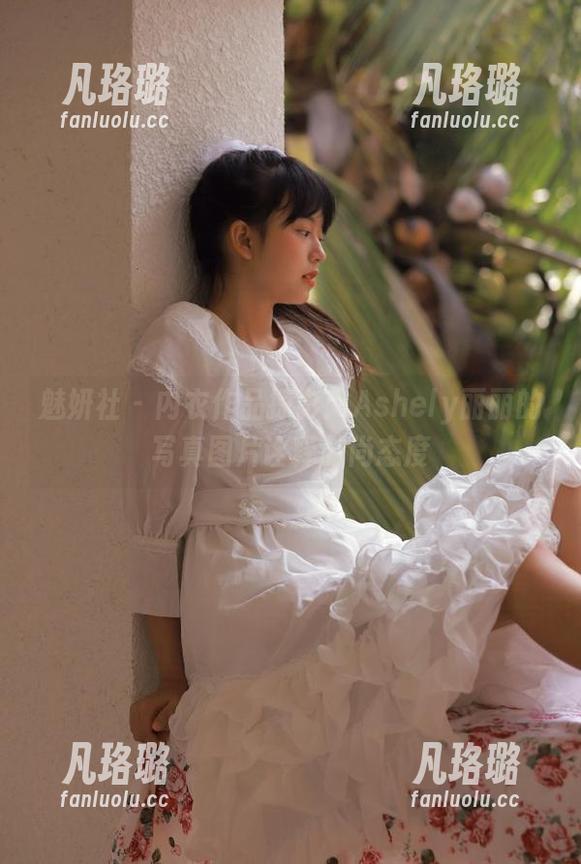 魅妍社-Ashely丽丽 魅妍社 - 内衣作品掠影:Ashely丽丽的写真图片诠释时尚态度