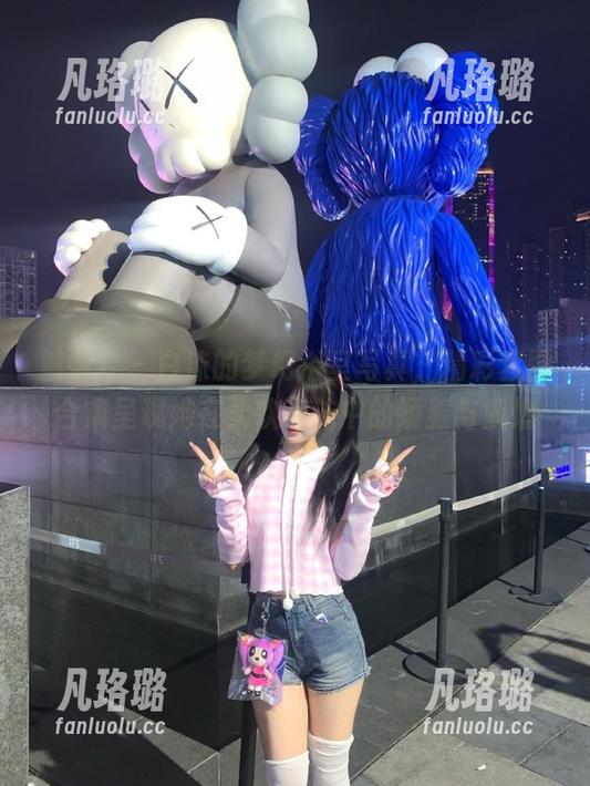 魅妍社-白沫 魅妍社 - 白沫的梦幻浴室写真,精彩套图合集呈现她在柔软泡沫中的娇羞与妩媚