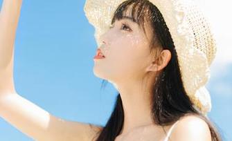 微密圈 – 黑饱宝泳装写真原图及图册：尽展万种风情与夏季活力的完美结合